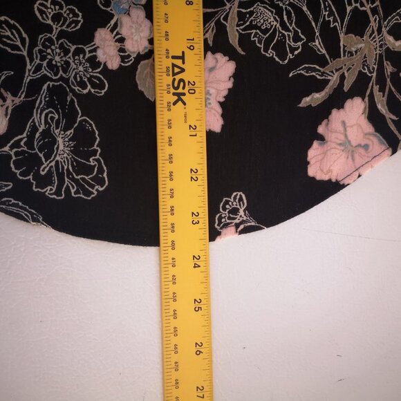 Mossimo Supply Co. Ladies Long Sleeves with Elastic Ends Blouse - Picture 9 of 9